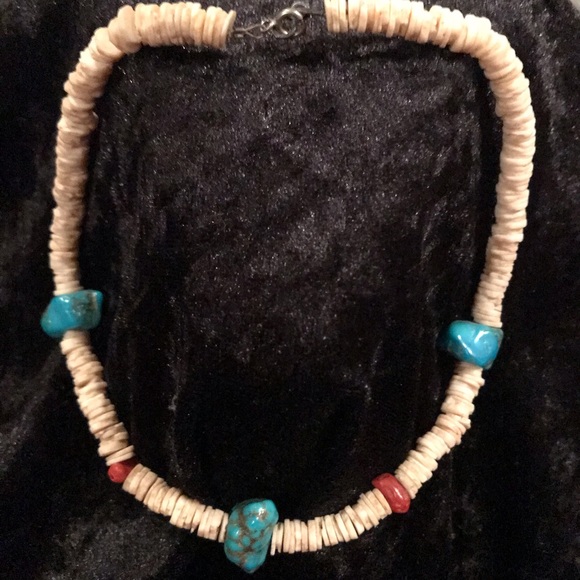 Puka turquoise helshi choker - Picture 7 of 8